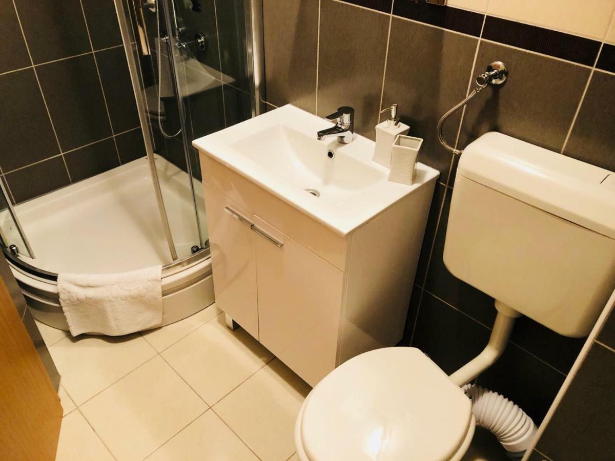 Apartman Stevic Pisak Exterior foto